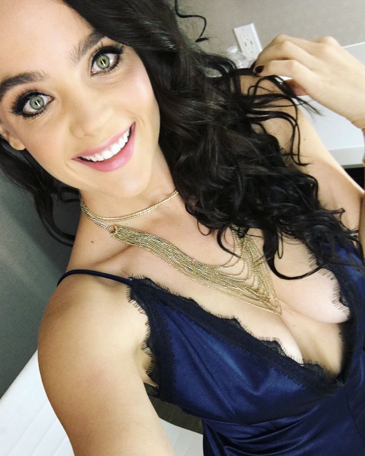 Stevie Lynn Jones Stevie Lynn Jones