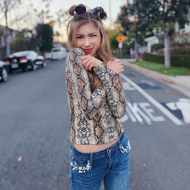 Lulu Lambros