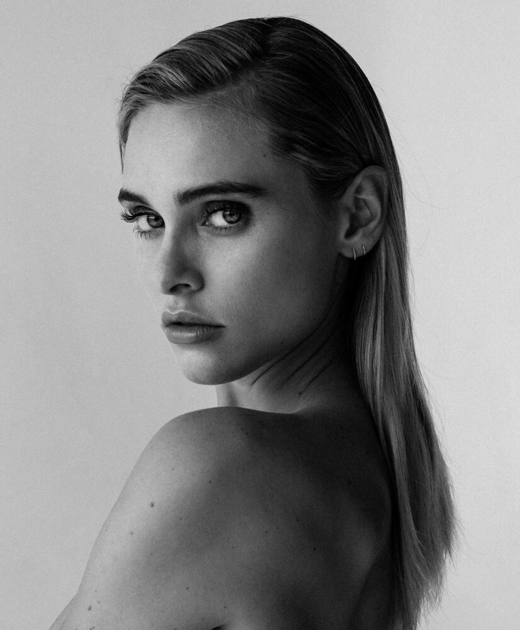 Ellie Ottaway Ellie Ottaway