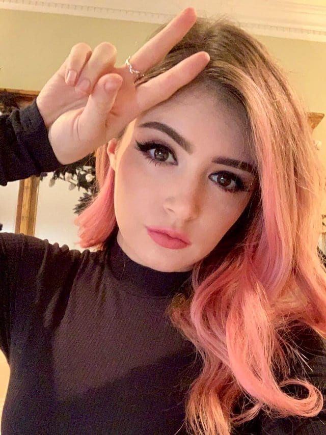 Chrissy Costanza