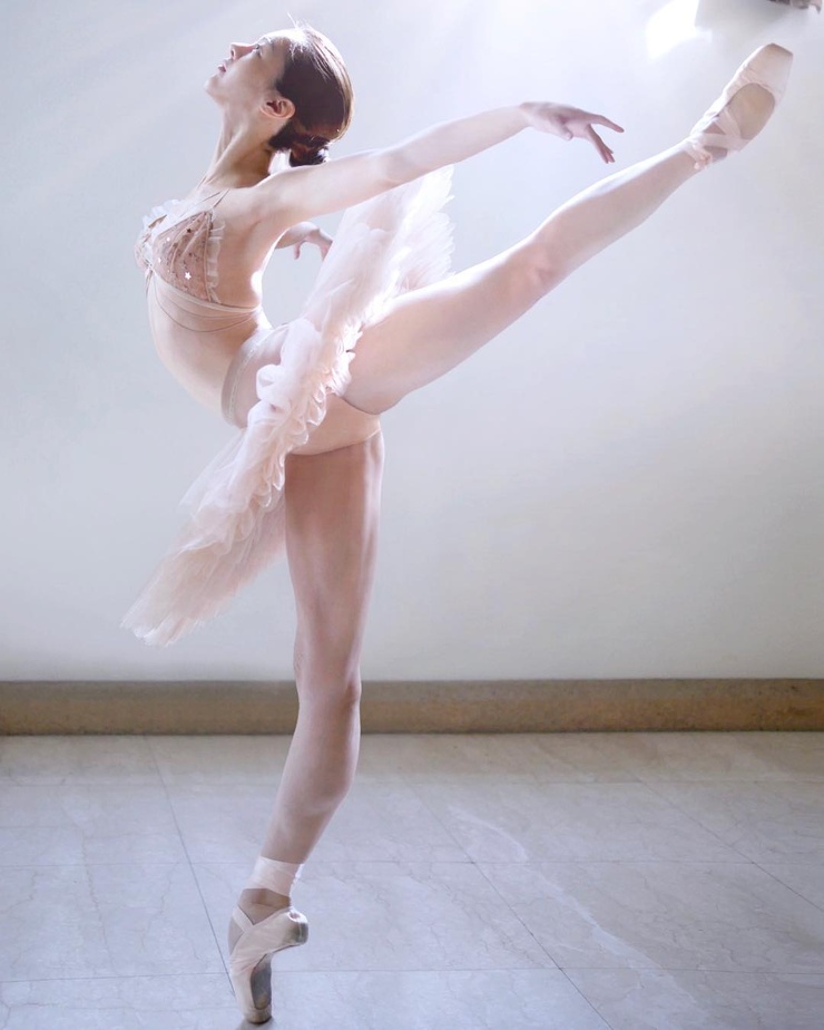 Cathryn Lee Cathryn Lee