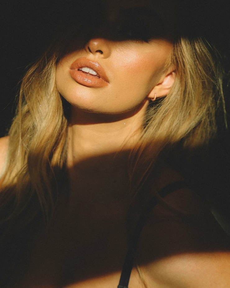 Taylor Howard Taylor Howard