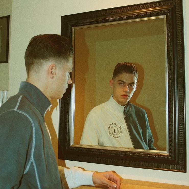 Hero Fiennes-Tiffin