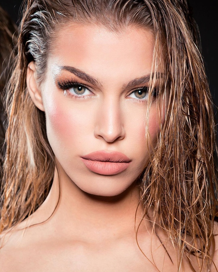 Jessica Goicoechea Jessica Goicoechea