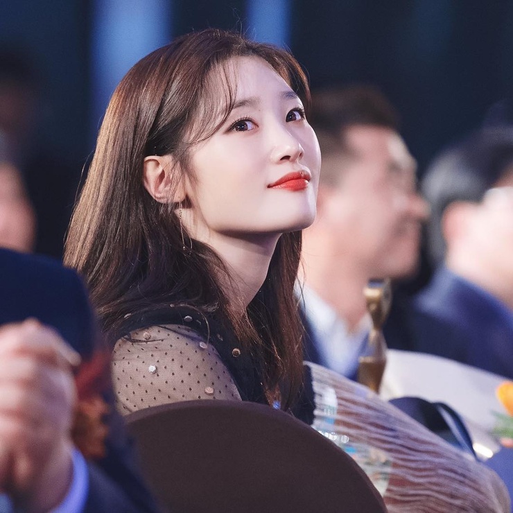 Chae-Yeon Jung Chae-Yeon Jung