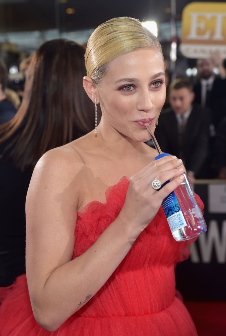 Lili Reinhart