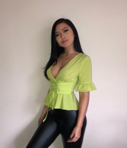Julia Kelly