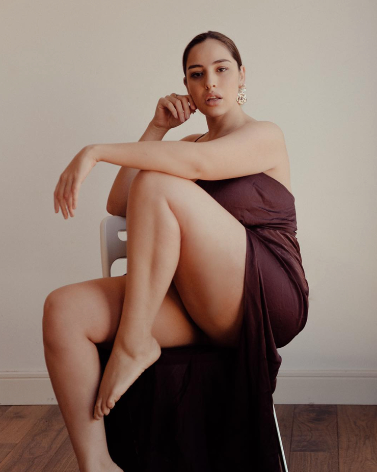 picture-of-jada-sezer