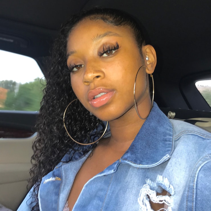 Yonca Dominique