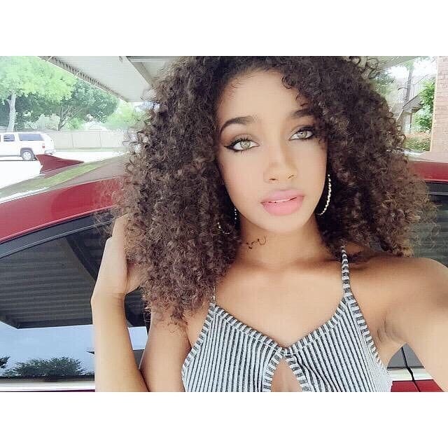 Corie Rayvon