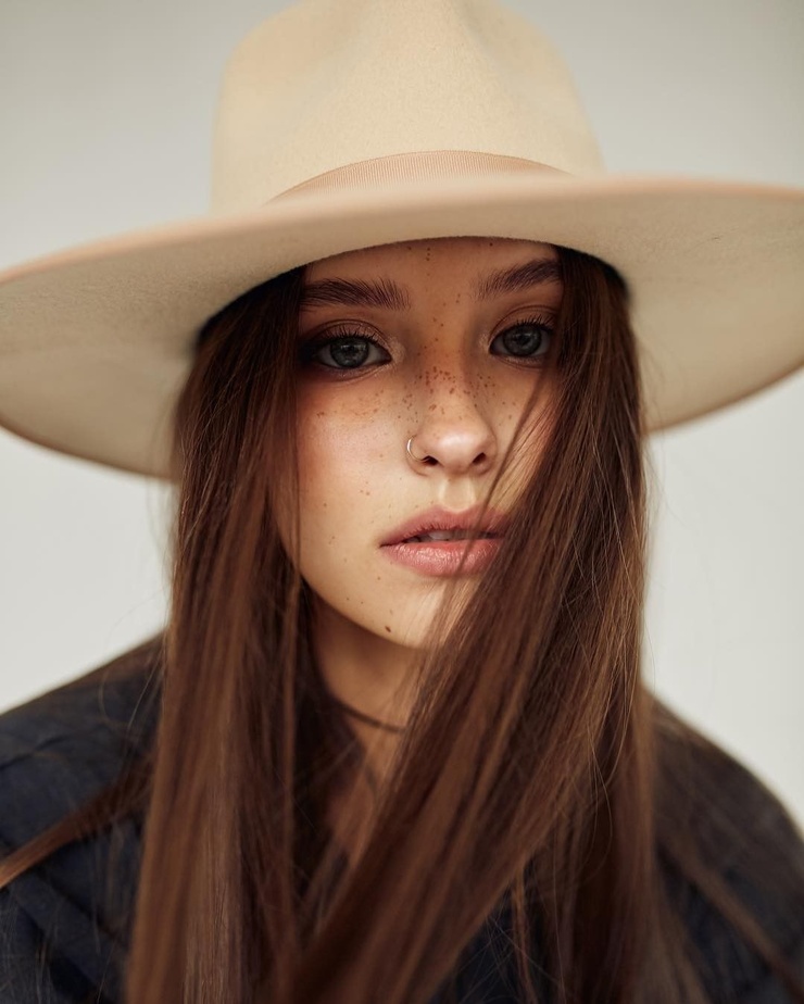 Katya Miró