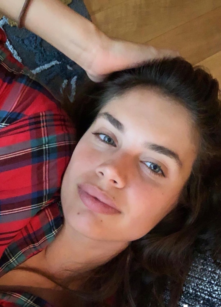 Sara Sampaio Sara Sampaio
