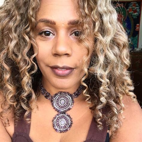 Rachel True