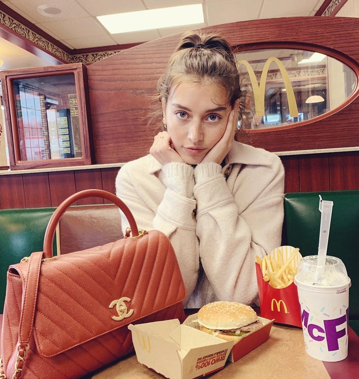 Jessica Clements Jessica Clements
