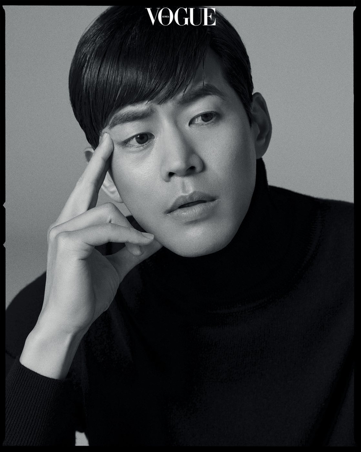 Sang-Yoon Lee
