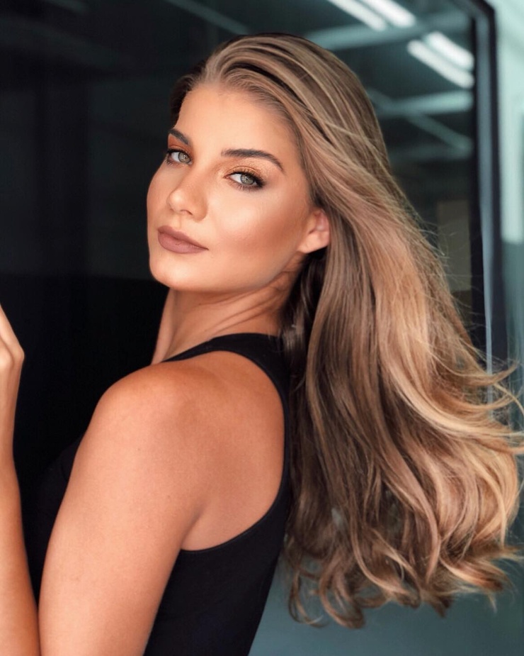 Gabriela Salles Gabriela Salles