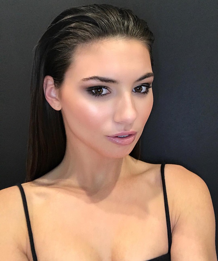 zandria theis zandria theis