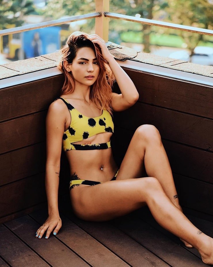 Kat Kristian Kat Kristian