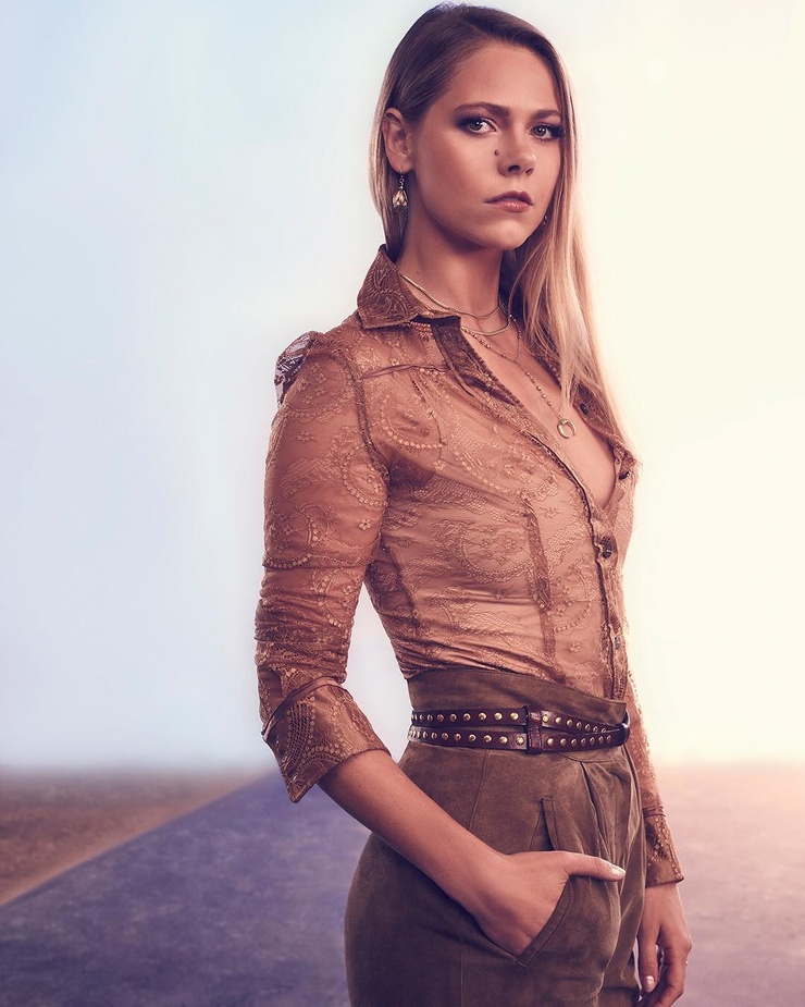 Lily Cowles