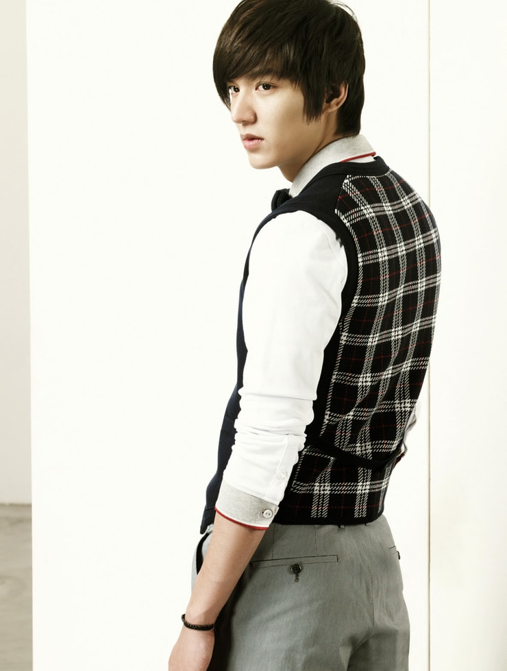 Min-ho Lee