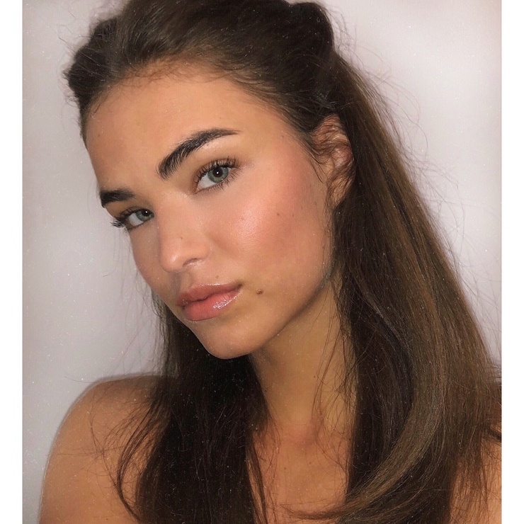 Robin Holzken Robin Holzken
