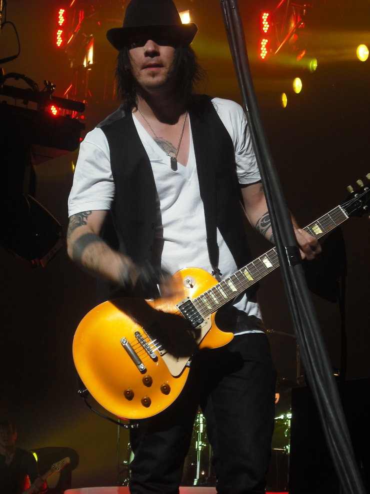 Adam Gontier