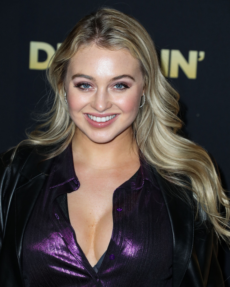 Iskra Lawrence