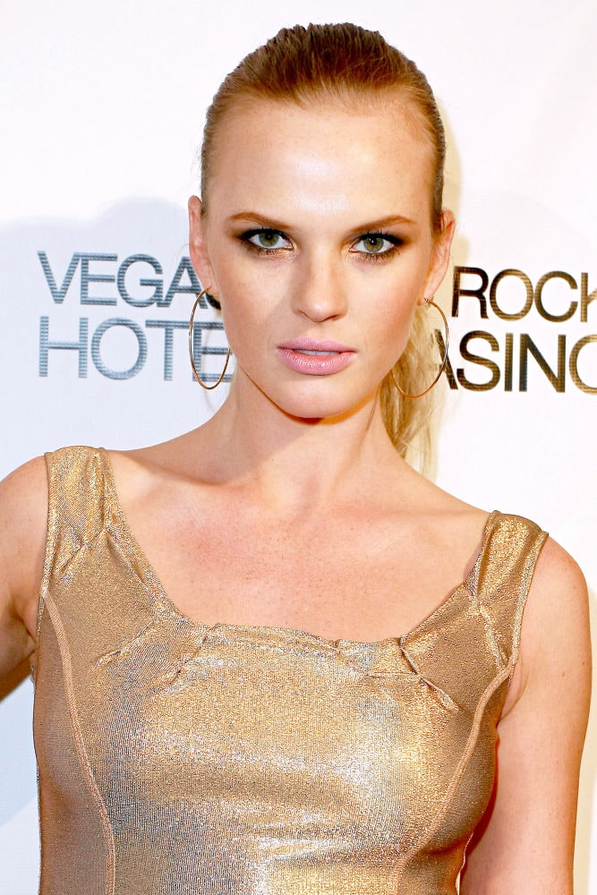 Anne Vyalitsyna