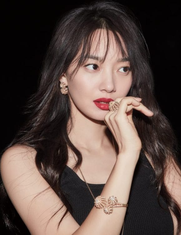 Min-a Shin Min-a Shin