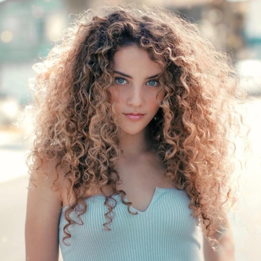 Sofie Dossi Sofie Dossi