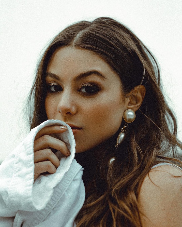 Kira Kosarin