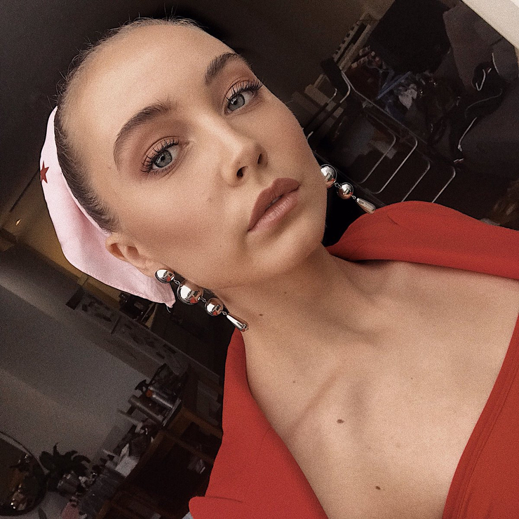 Mavournee Hazel