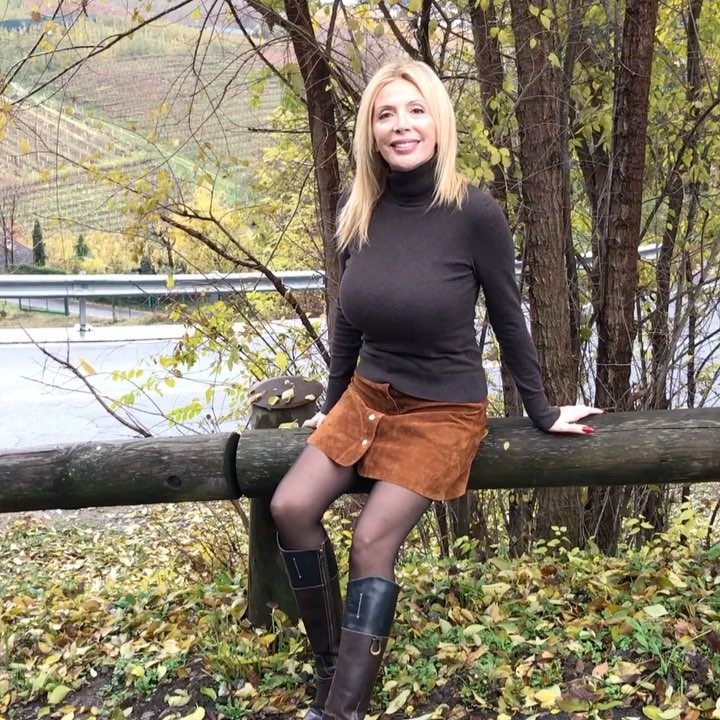 Sonia Grey