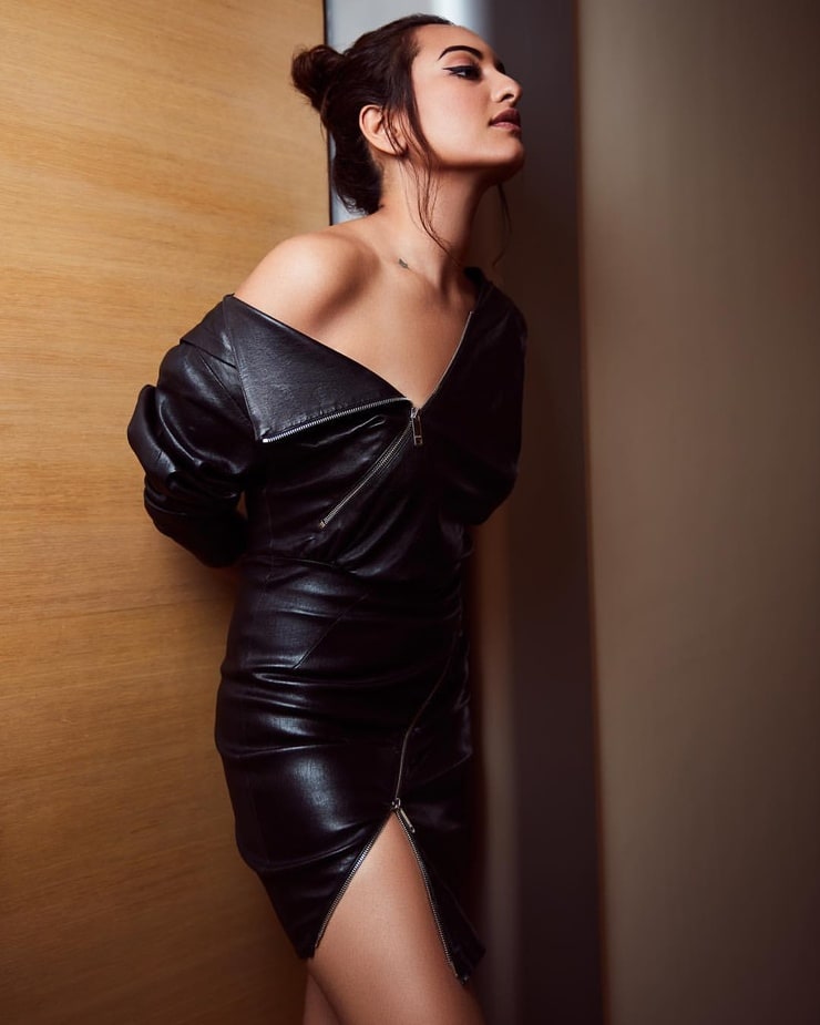 Sonakshi Sinha Sonakshi Sinha