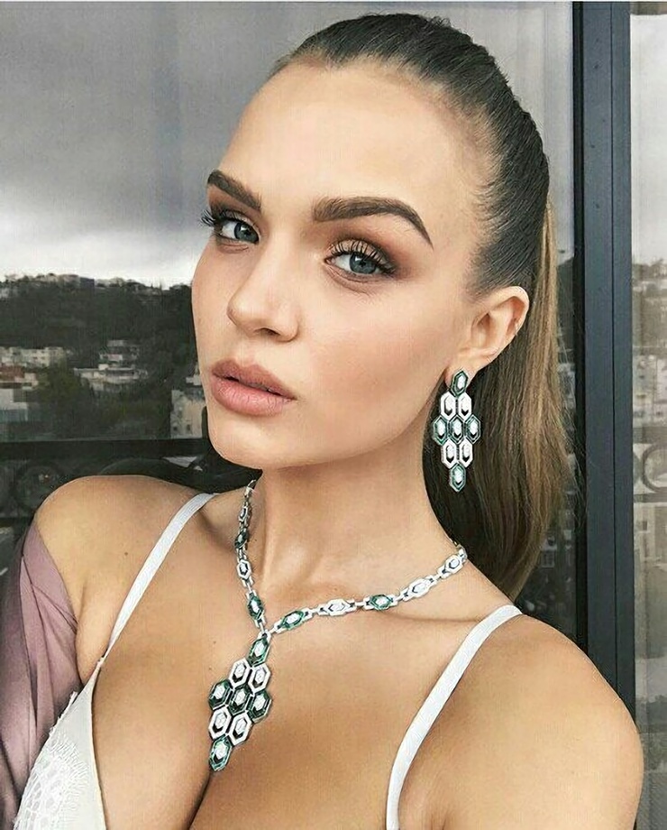 Josephine Skriver Josephine Skriver