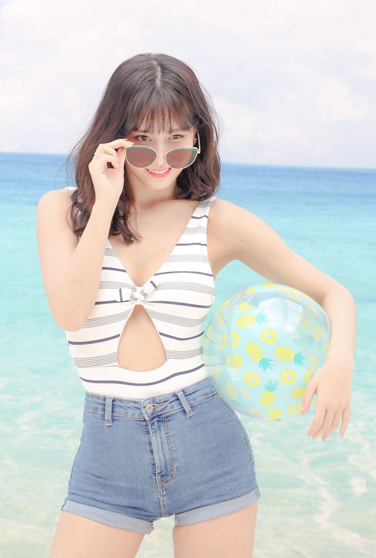 Momo Hirai
