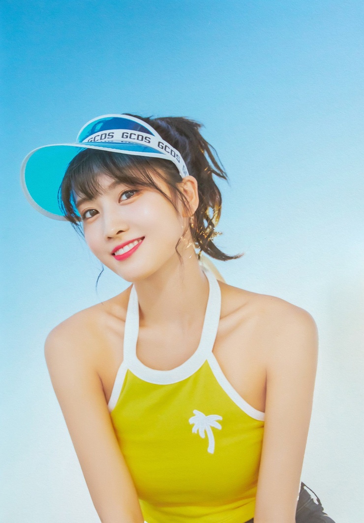 Momo Hirai