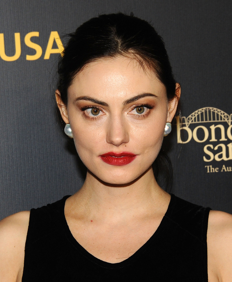 Phoebe Tonkin