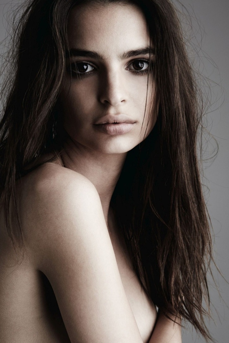 Emily Ratajkowski