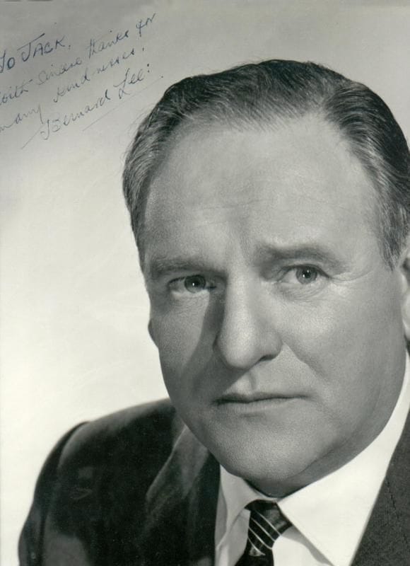 Bernard Lee