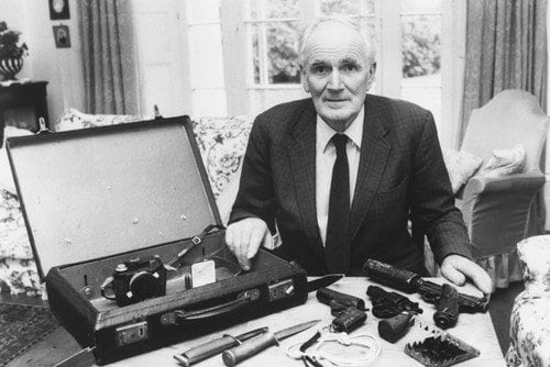 Desmond Llewelyn