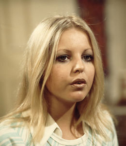 Sally Thomsett