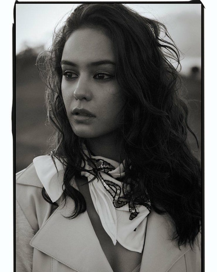 Courtney Eaton