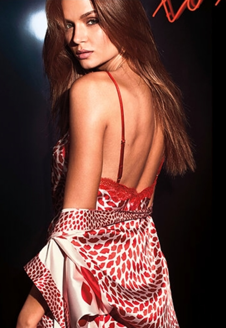 Josephine Skriver Josephine Skriver