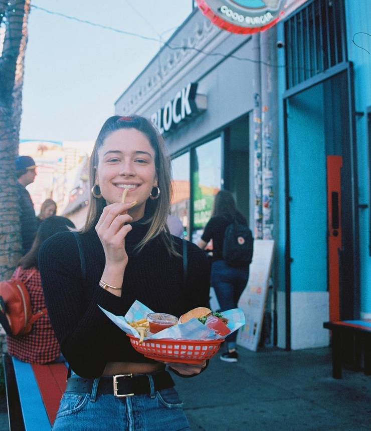 Elsie Hewitt Elsie Hewitt