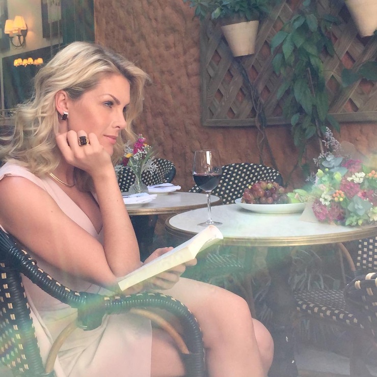 Ana Hickmann