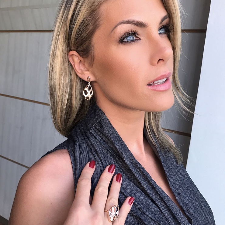 Ana Hickmann