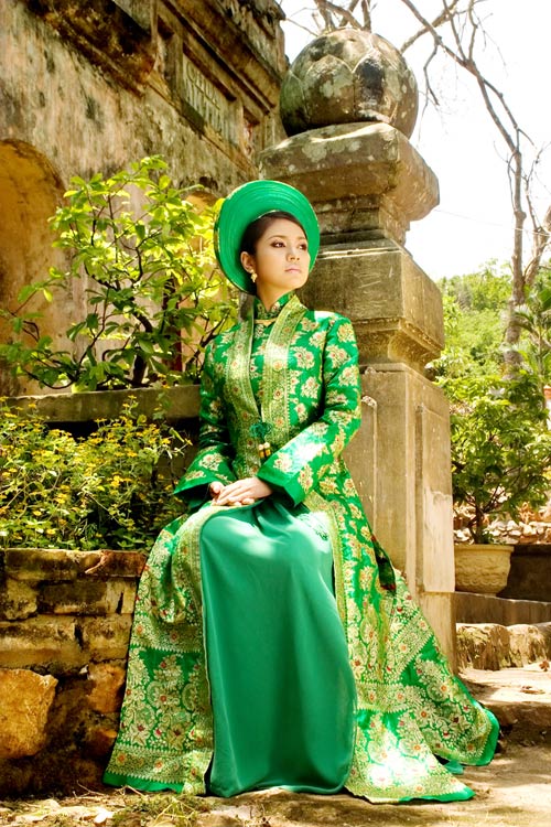 Việt Trinh