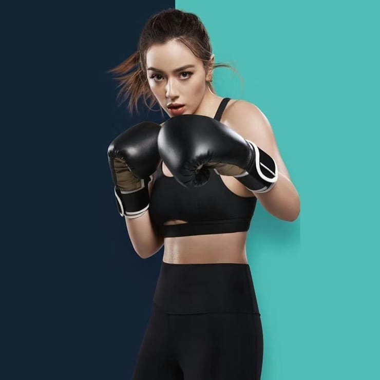Chloe Bennet Chloe Bennet