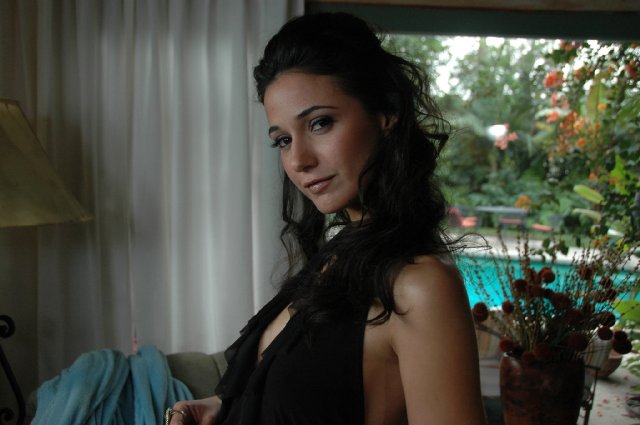 Emmanuelle Chriqui Emmanuelle Chriqui